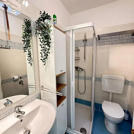 Renovated By The Sea With Private Garden Villa Bibione