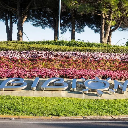 Renovated By The Sea With Private Garden Bibione